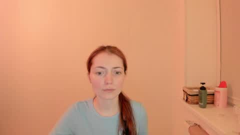 Summer Preston online show from April 10, 8:02 pm