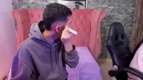 Summer And Erick online show from December 8, 1:47 pm