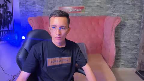 Summer And Erick online show from December 25, 2:46 am