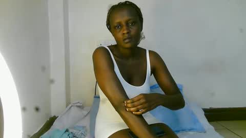 summerdew online show from April 23, 1:24 pm