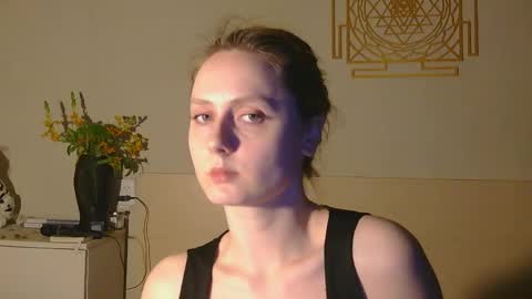 Olivia online show from April 12, 7:07 pm