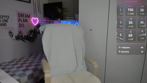Snapshot of sunlightsofia chatting on September 23, 1:49 pm Sofia online show from September 23, 1:49 pm