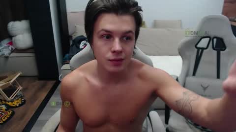 Alice and Sergey online show from December 15, 3:19 pm