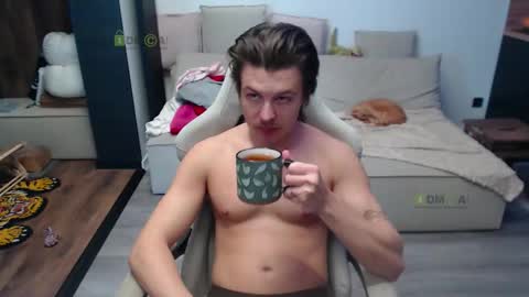 Alice and Sergey online show from February 8, 9:35 am