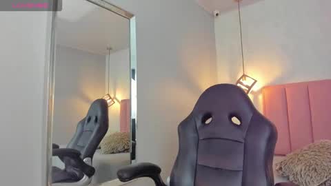  S U N N Y online show from February 18, 12:27 pm