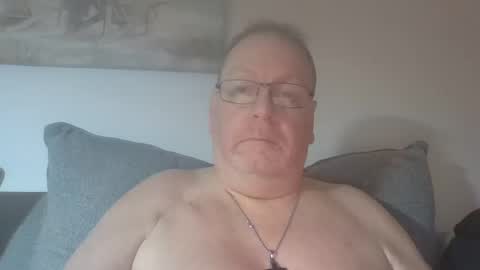 Sunspotbaby online show from November 7, 5:10 am