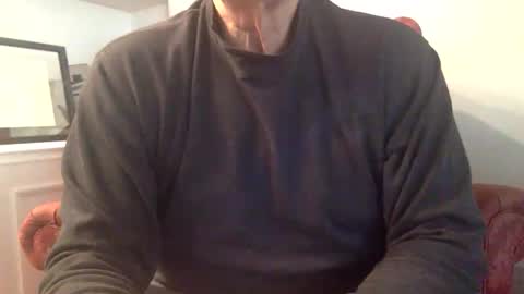 suntrdr077 online show from March 28, 8:43 pm