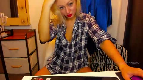 Natalie online show from April 3, 11:11 pm