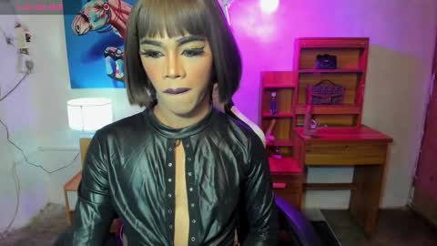 supernicecock1103 online show from September 28, 6:22 am