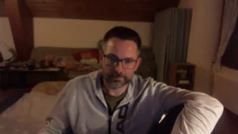 supersquirrel81 online show from November 24, 7:01 pm