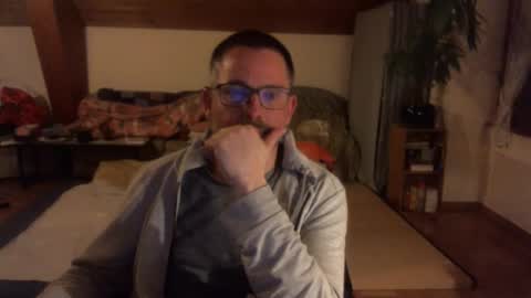 supersquirrel81 online show from January 17, 5:22 pm