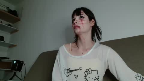 Luna online show from February 8, 6:00 pm