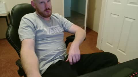 surge_0 online show from April 22, 11:28 am