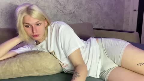 Vladiva online show from October 18, 8:24 pm