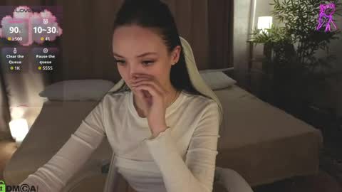 Annie online show from April 3, 1:34 am