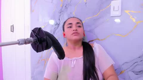 Susan online show from April 19, 11:33 am