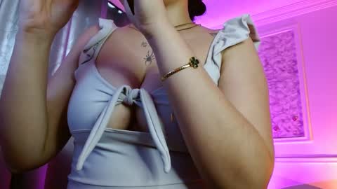 susana online show from February 21, 5:09 pm