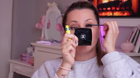 SusanJewel online show from April 2, 6:43 am