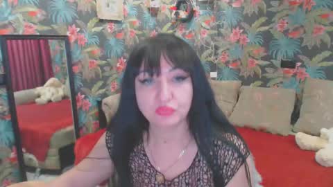 SusanLaNice online show from December 3, 12:55 pm