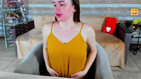 susansmitt online show from May 21, 7:09 pm