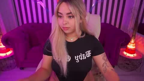 Susie online show from July 14, 8:25 pm
