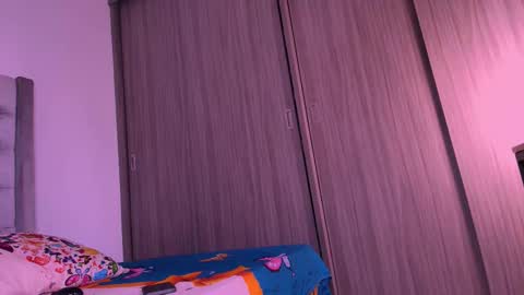 Andrea online show from March 27, 9:38 pm