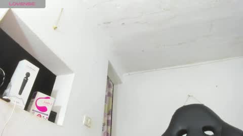 susy bigboobss online show from April 2, 9:16 am