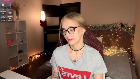 Jessica online show from January 18, 7:45 pm