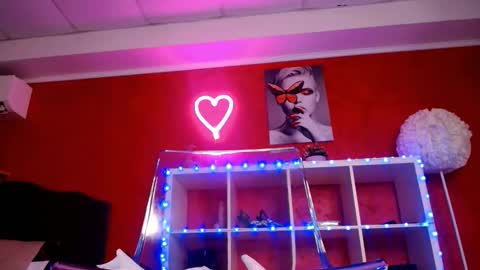suzanstacks online show from September 26, 6:54 am