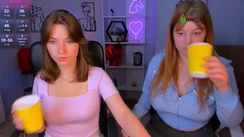 Snapshot of suzi_love chatting on October 11, 7:28 pm suzi_love online show from October 11, 7:28 pm