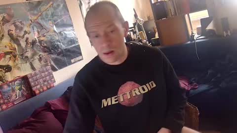 svenerd______ online show from February 25, 1:04 pm