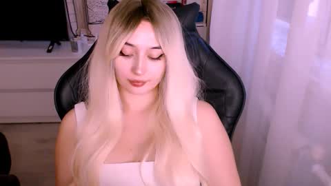 Kate online show from October 19, 1:10 am