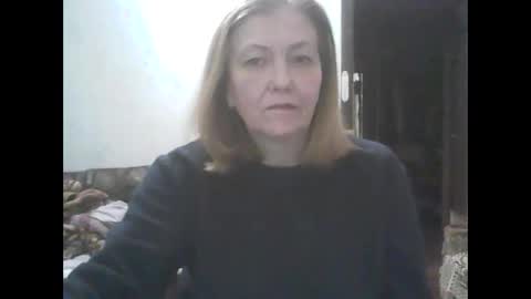 sweet4blonde67 online show from April 21, 1:42 am