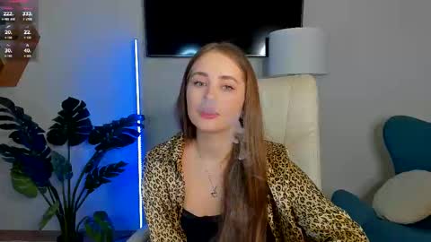 Snapshot of sweet__amily chatting on October 9, 12:54 pm Sweet  Amily online show from October 9, 12:54 pm