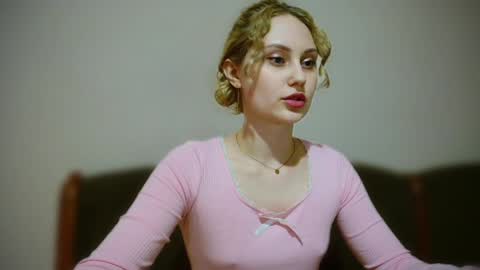 BredEmiliya online show from December 25, 10:05 pm