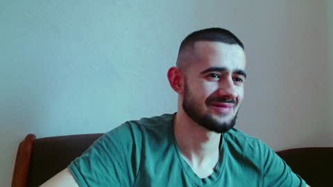 BredEmiliya online show from January 1, 8:02 am