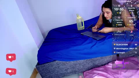 Sweet  Valentine online show from January 9, 2:43 am