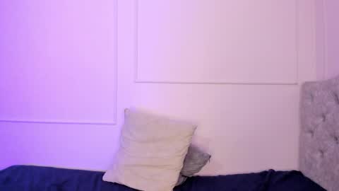 Asheley online show from May 23, 2:40 am