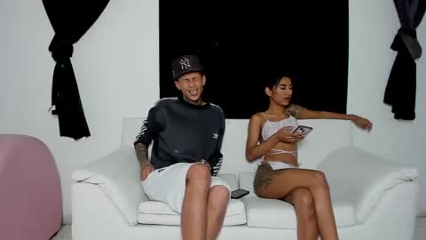 x Angelica Daniels - mod  Tio willy online show from May 17, 8:18 pm