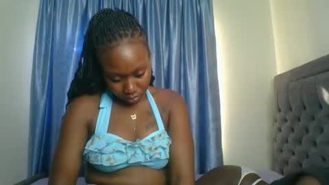 Camila online show from January 17, 12:58 pm