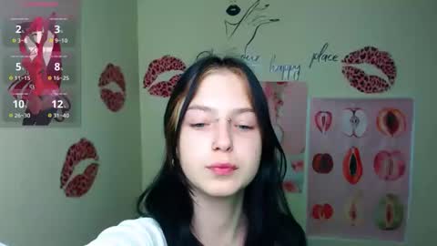 Ivy online show from November 18, 2:53 pm