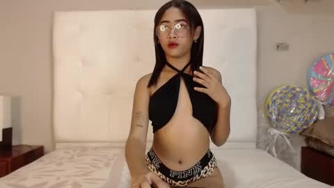 Annie online show from February 3, 12:47 pm