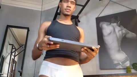 sweet_ethan_ online show from December 4, 5:07 am