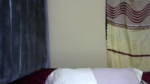 sweet_freaky online show from April 18, 10:17 am