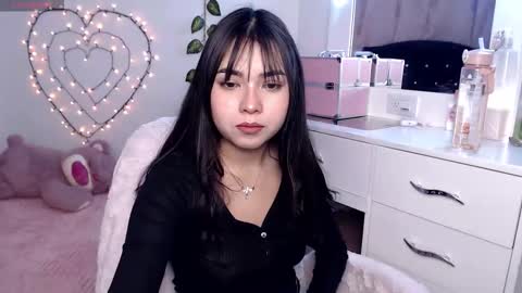 Hannah online show from March 10, 12:42 pm