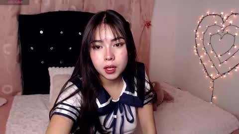 Hannah online show from February 3, 10:30 am