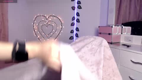 Hannah online show from April 2, 2:19 am