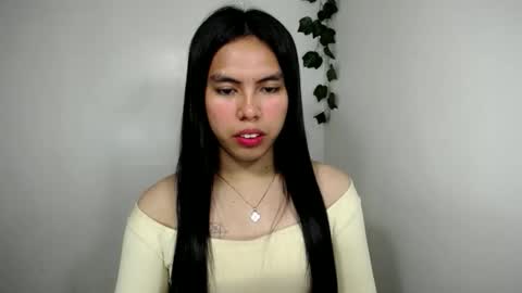 sweet_kyline69 online show from November 22, 4:33 am
