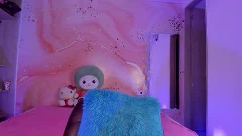 Lemarie online show from January 7, 12:43 pm