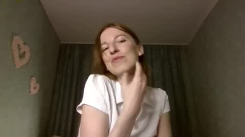 sweet_lilbunny online show from October 15, 4:08 pm